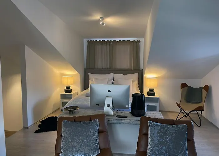 Fredys Apartments