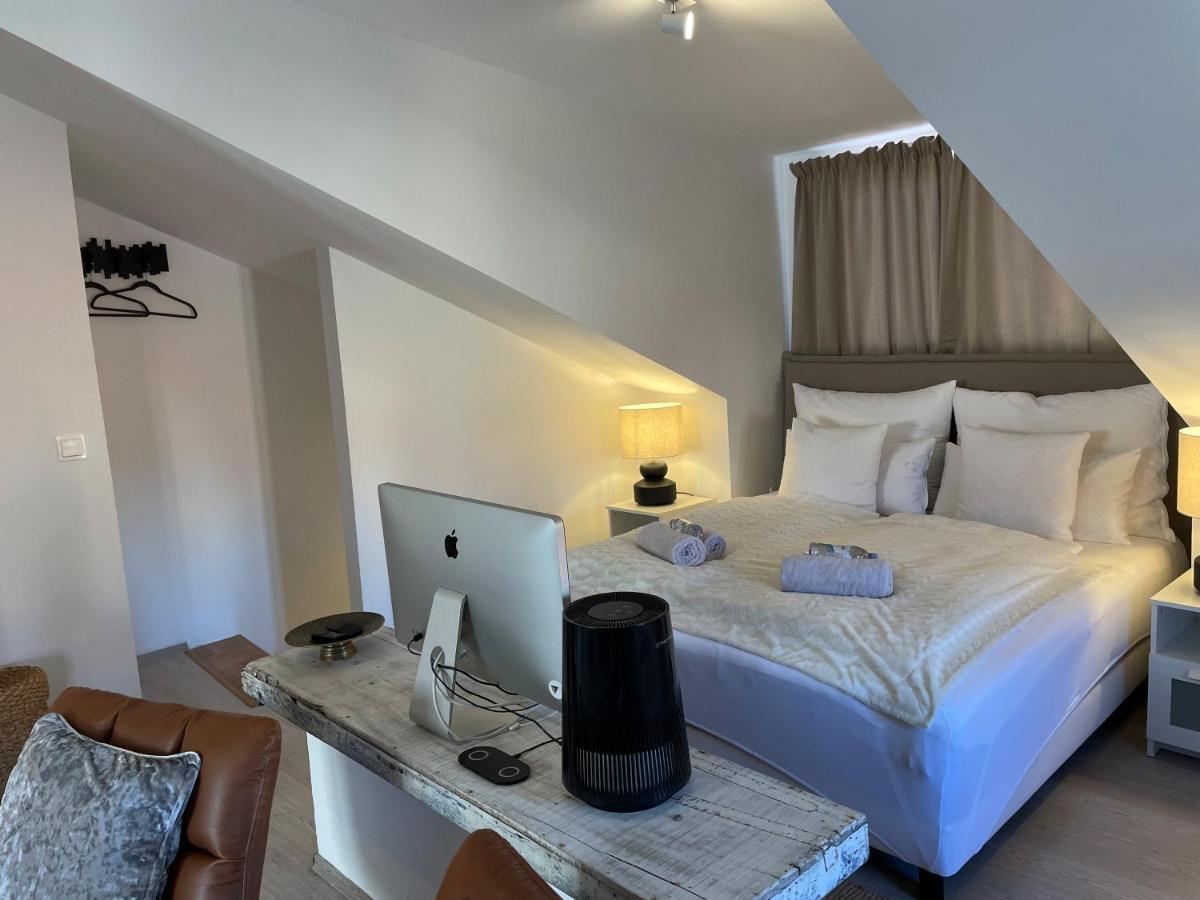Fredys Apartment